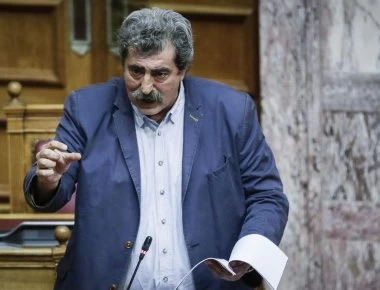 «Απασφάλισε» ο Π.Πολάκης με νέο ποστάρισμα : «…και πούστε… σας έχω» (φώτο)